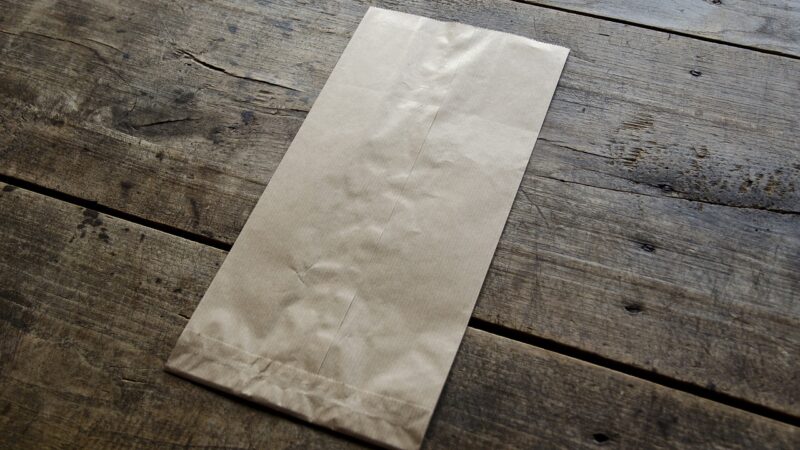 Brot einfrieren in Papiertüte – So friert man Brot richtig ein – in einer Papiertüte!